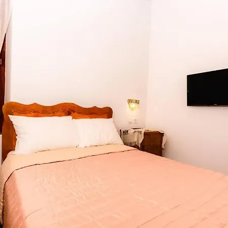Splantzia Vintage Casa K.e Lägenhet